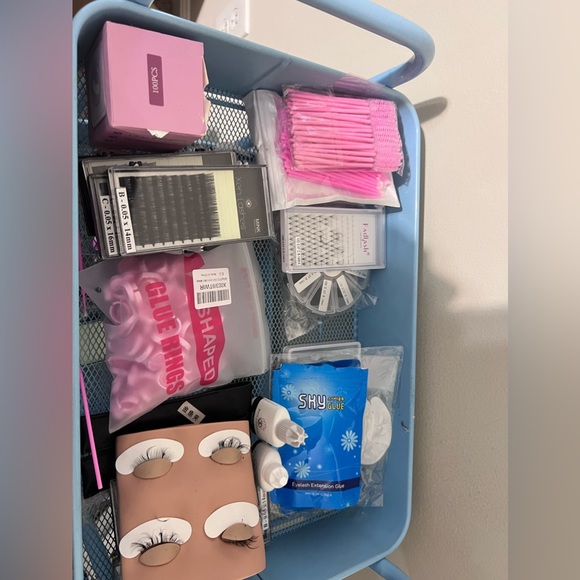 Start up lash Kit supplies - Picture 2 of 3